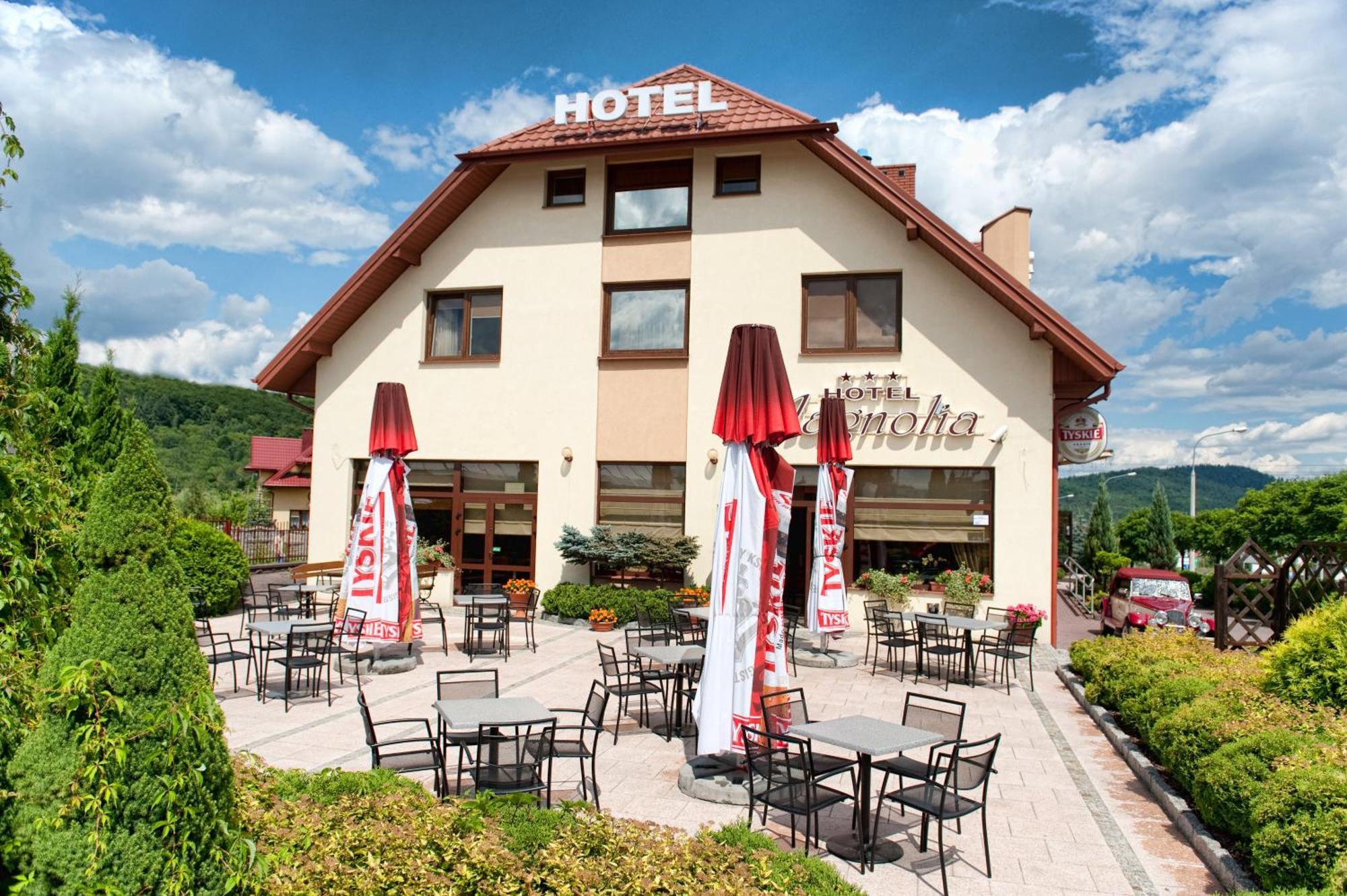 Hotel Magnolia Sitkowka-Nowiny Exteriör bild